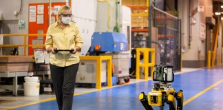 Ford pone a prueba perros robots en sus plantas de producción para lograr más agilidad, eficiencia y precisión