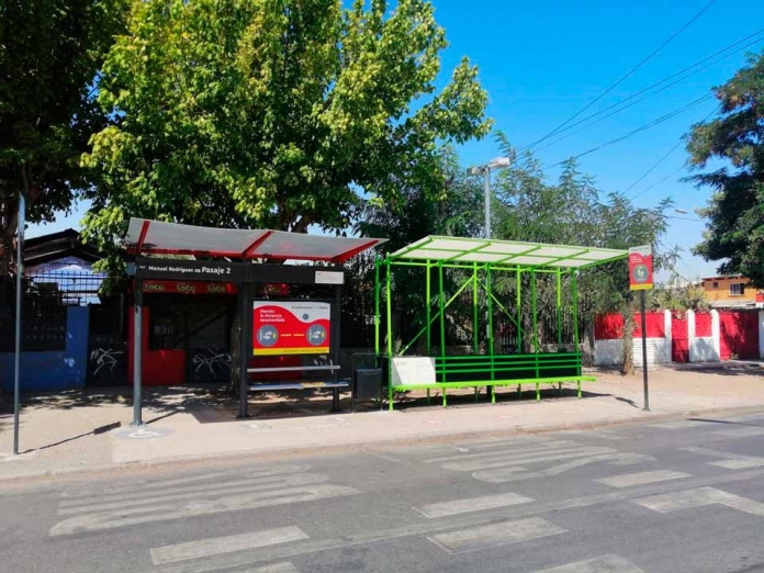 En Renca se instala el primer Paradero Verde con apoyo de Corfo Metropolitano