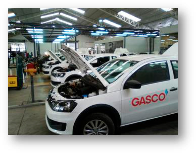 Gasco y Santander Consumer firman alianza para fomentar la conversión de vehículos particulares a gas