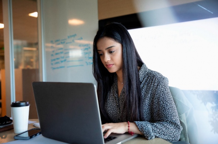 IBM colabora con 30 organizaciones para actualizar habilidades de la fuerza laboral y conectarla con oportunidades de carrera reales