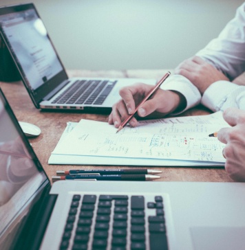 Salesforce amplía su oferta de servicios financieros con nuevos productos para la banca corporativa y de inversión Salesforce amplía su oferta de servicios financieros con nuevos productos para la banca corporativa y de inversión