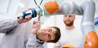 Escalar la Industria 4.0 con IA y nube híbrida