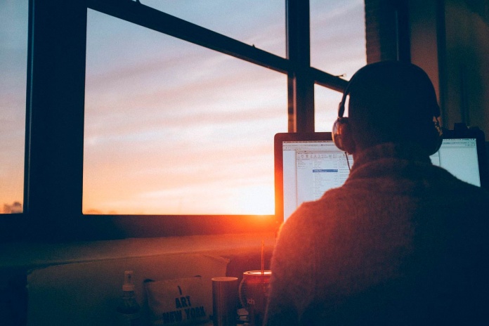 sepa-que-es-el-cristal-low-e-y-como-permite-ahorrar-en-el-hogar