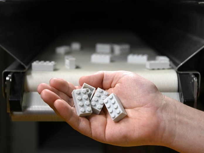 LEGO crea su primer ladrillo con plástico reciclado: Te mostramos lo que es posible fabricar con esta técnica en Chile