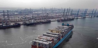 Maersk asegura e-metanol verde para el primer buque portacontenedores del mundo que opera con combustible neutro en carbono