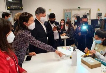 Seremi de Ciencia y acompañó a 50 niñas de Antofagasta en clases presenciales para aprender robótica