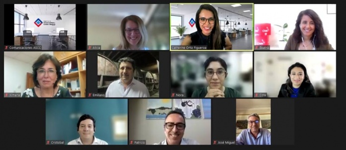 El enoturismo: Una oportunidad para el desarrollo sostenible en zonas vitivinícolas El enoturismo: Una oportunidad para el desarrollo sostenible en zonas vitivinícolas