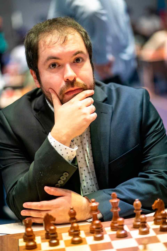 La nueva jugada maestra de Pablo Salinas: Lanza su colección de NFT La nueva jugada maestra de Pablo Salinas: Lanza su colección de NFT