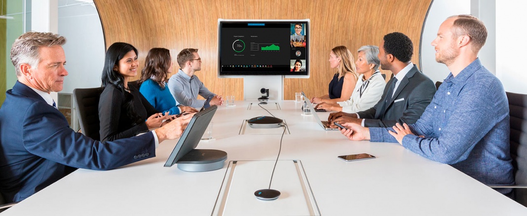 Videoconferencias en salas medianas y grandes con la cámara web empresarial GROUP - webcam para videoconferencias