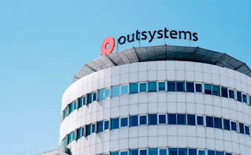 OutSystems lanza un programa educativo internacional para desarrolladores en América Latina 