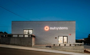 OutSystems presenta la plataforma de próxima generación, que ofrece capacidades de desarrollo nativo en la nube de élite a cualquier organización  