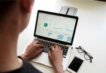 Las tecnologías y servicios que potenciarán el crecimiento de las empresas sin importar su tamaño Las tecnologías y servicios que potenciarán el crecimiento de las empresas sin importar su tamaño