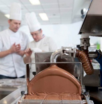 Puratos convierte las instalaciones de su marca Belcolade en la primera fábrica de chocolate con cero emisiones de carbono