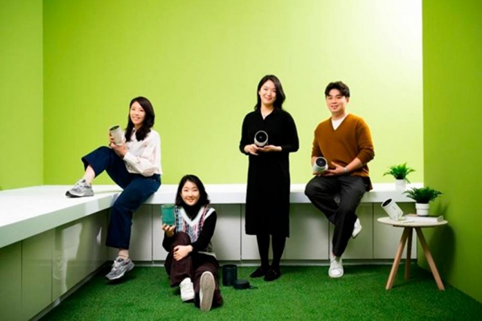 Conociendo a los responsables de The Freestyle, un dispositivo que cautiva a los usuarios más jóvenes de todo el mundo Conociendo a los responsables de The Freestyle, un dispositivo que cautiva a los usuarios más jóvenes de todo el mundo