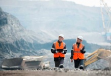 De Chile al mundo: Proveedores mineros de Antofagasta y Tarapacá realizan match comercial con empresas internacionales De Chile al mundo: Proveedores mineros de Antofagasta y Tarapacá realizan match comercial con empresas internacionales