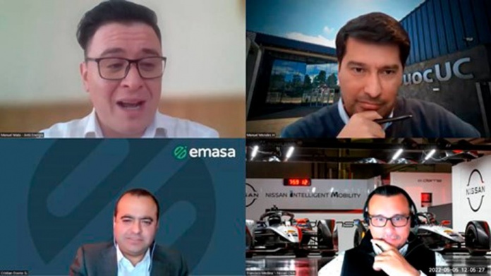 Emasa reúne a líderes del mundo automotriz para conversar sobre los desafíos de la electromovilidad en Chile Emasa reúne a líderes del mundo automotriz para conversar sobre los desafíos de la electromovilidad en Chile