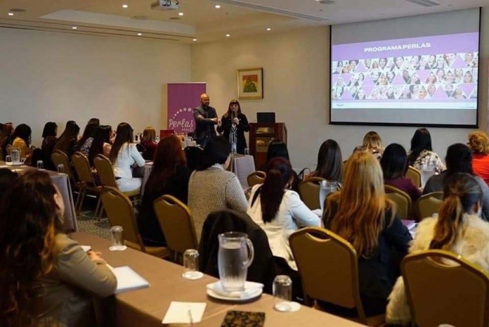 Grupo brasileño Hinode entrega opciones de emprendimientos a madres chilenas Grupo brasileño Hinode entrega opciones de emprendimientos a madres chilenas