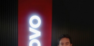 Francisco Javier Valenzuela Gerente de Ventas Segmento Relacional Lenovo