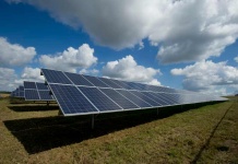 Beneficios de la energía solar y cómo implementarla en empresas