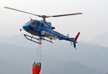 Helicópteros de Ecocopter apoyando la extinción del fuego en incendios forestales en Chile