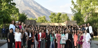Iniciativa de El Mercurio y Mujeres Empresarias Conoce a las nuevas 100 Mujeres Líderes 2022