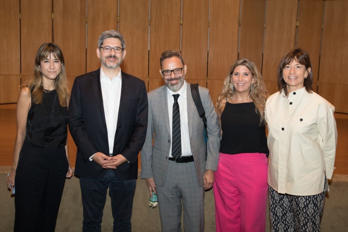 Amazon Web Services y Universidad de Chile capacitan a funcionarios públicos en habilidades de la nube