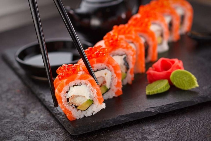 Nuevos tipos de sabores de sushi han posicionado su alto consumo en nuestro país Nuevos tipos de sabores de sushi han posicionado su alto consumo en nuestro país
