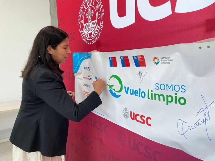 Programa vuelo limpio impulsará investigación acádemica para desarrollo de combustibles sostenibles para la