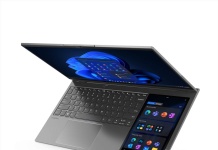 ThinkBook Plus reinventa el formato de pantalla giratoria con un nuevo diseño Twist