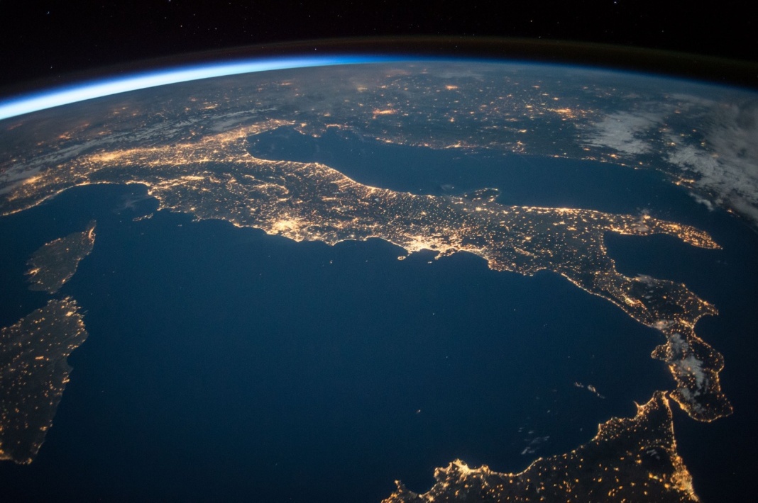 AWS anuncia AWS Space Accelerator 2023 para impulsar la sostenibilidad espacial mundial