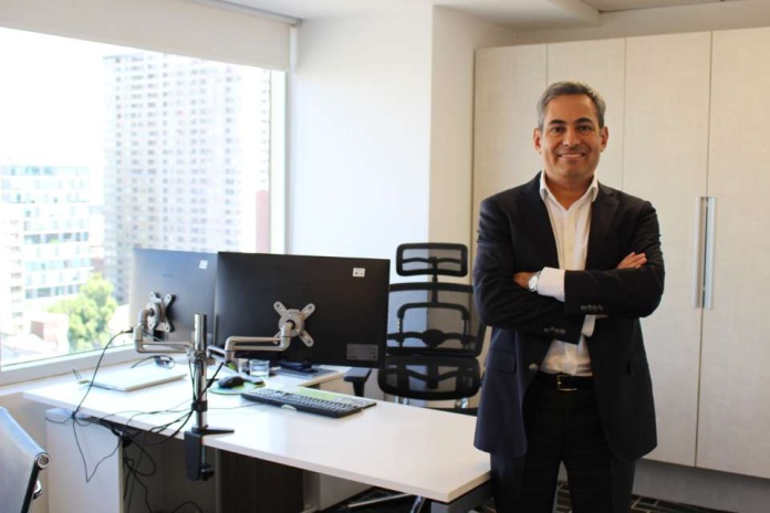 Mauricio Funes es nombrado Jefe del Departamento Jurídico de la CNE Mauricio Funes es nombrado Jefe del Departamento Jurídico de la CNE