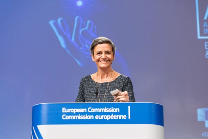 En su primera visita oficial a Chile, la Vicepresidenta Ejecutiva de la Comisión Europea, Margrethe Vestager, profundizará las relaciones políticas y de cooperación entre ambos socios