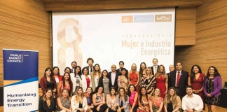 Expertos coinciden en la necesidad de que más mujeres se vinculen a carreras científicas para avanzar en la transición energética