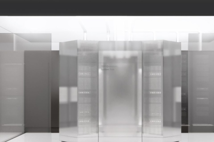 EY e IBM amplían su alianza estratégica hacia computación cuántica