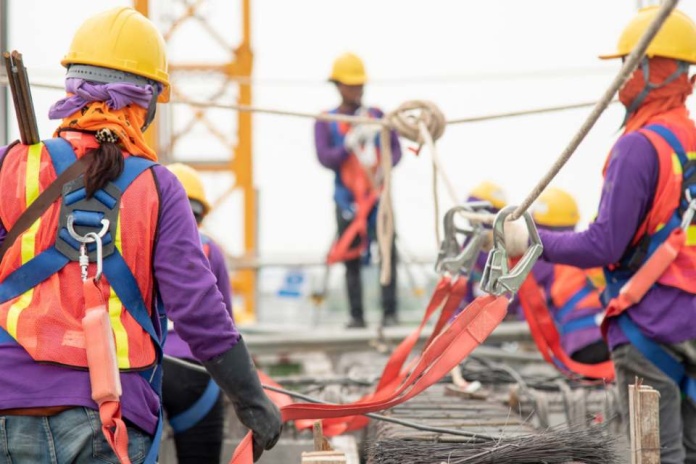 El gran desafío de gestionar equipos de trabajo en obras de construcción