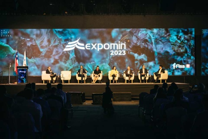 Expomin 2023 Congreso enfocado en la sustentabilidad minera y el inicio de rueda de negocios marcaron el segundo día de jornada