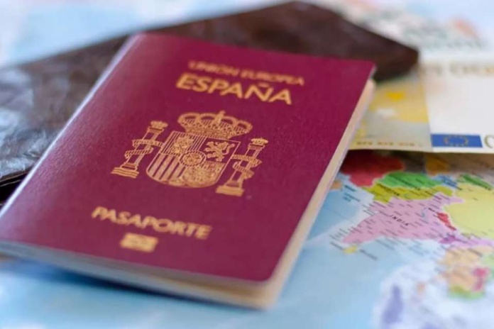 Chilenos tienen oportunidad de tener pasaporte español sin residir en Europa