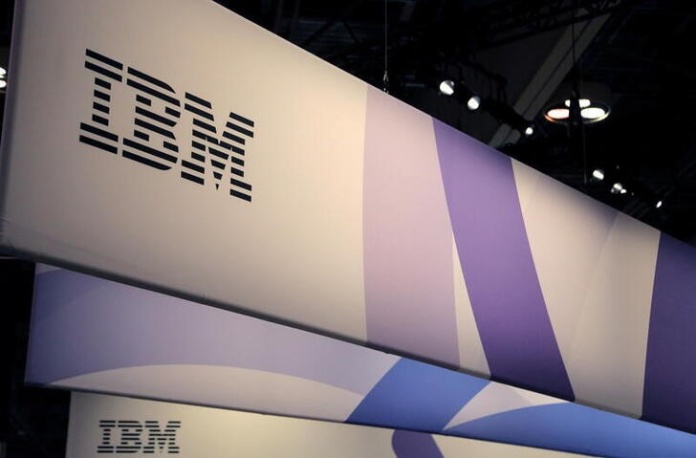 IBM pausará contrataciones en un plan para sustituir 7.800 puestos de trabajo por IA