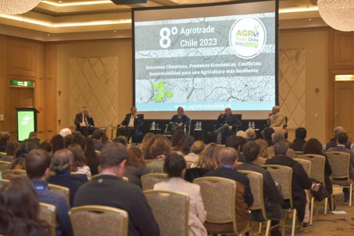 Un profundo y variado análisis del sector frutícola marca la Agrotrade 2023