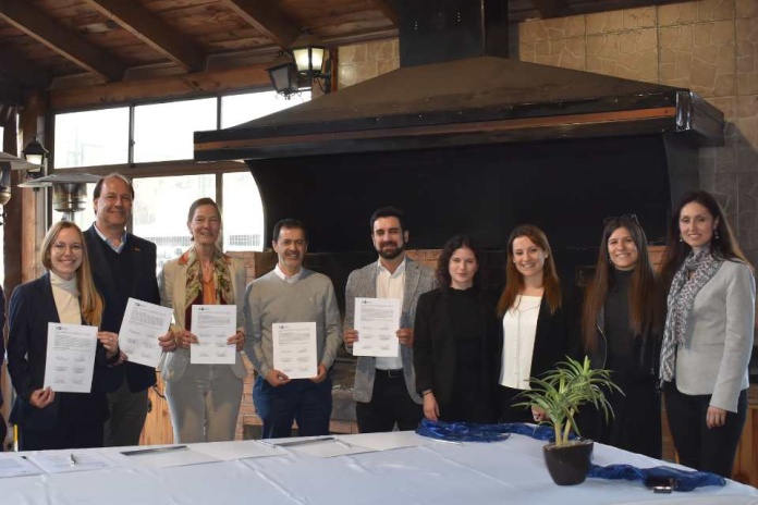 Aceros AZA, SOFOFA y Cámara Alemana AHK firman convenio educativo que promueve empleabilidad en jóvenes talentos
