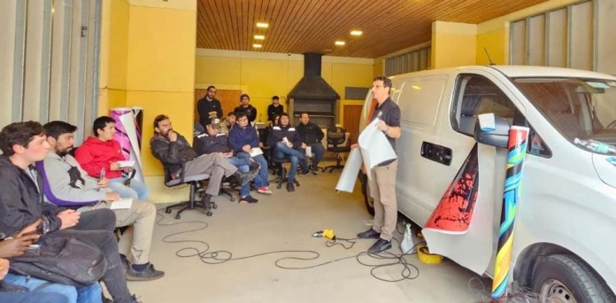 car wrapping car wrapping