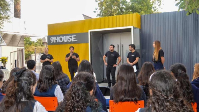 Fundación 9House promueve su iniciativa Hacker House para entregar oportunidades laborales y un mejor futuro a niños y adolescentes