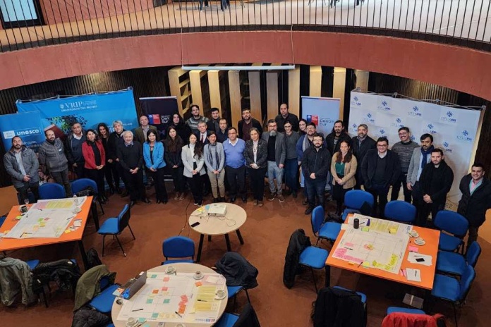 Ministerio de Ciencia reúne en Biobío a especialistas en Inteligencia Artificial para actualizar la Política Nacional 