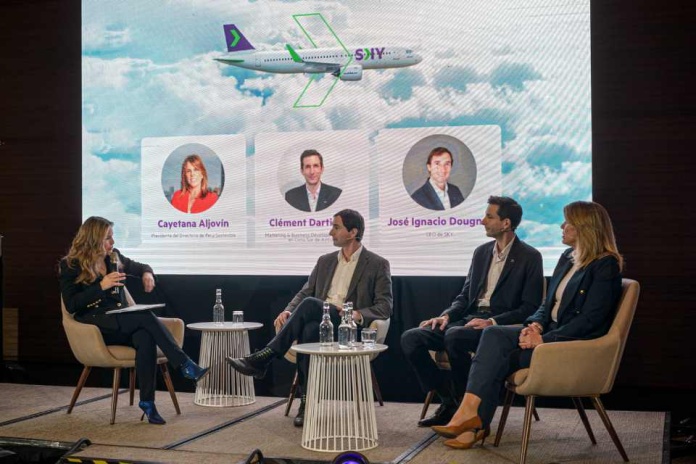 lanzamiento del primer reporte de sostenibilidad de SKY