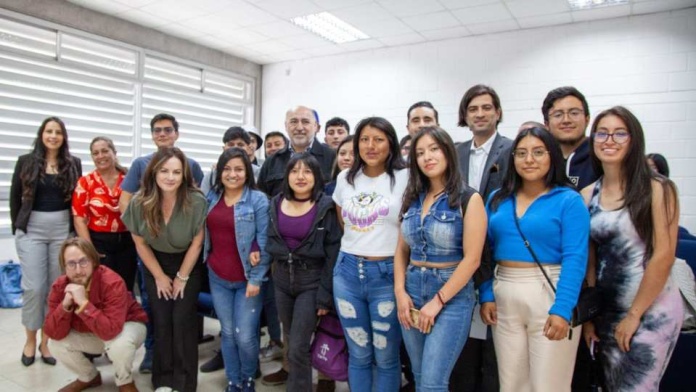 Fundación Chile participa en lanzamiento de Laboratorio Social y de Innovación Energético Minero en Ecuador