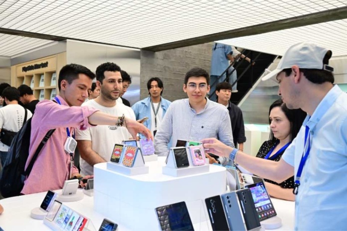 [Galaxy Unpacked 2023] Experimenta la gran inauguración de Flip Side Market en Busan, en Gwangalli Beach