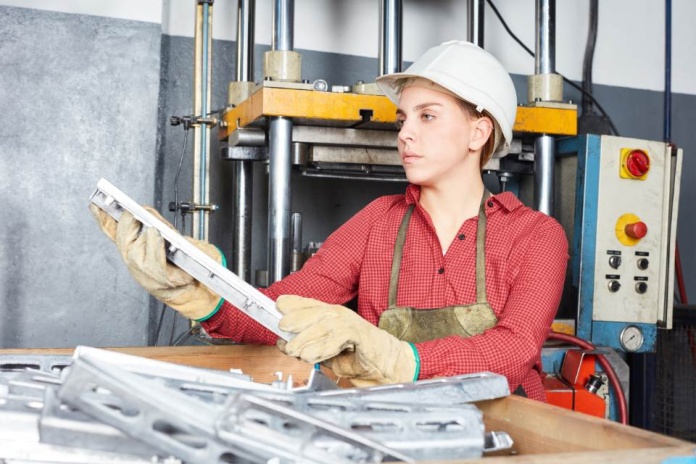 La necesidad de modernizar el rubro metalmecánico para incorporar a las especialistas mujeres