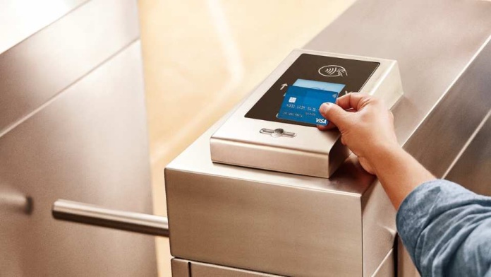 Nuevo estudio de Visa revela que los pasajeros esperan cada vez más pagos sin contacto para el transporte urbano