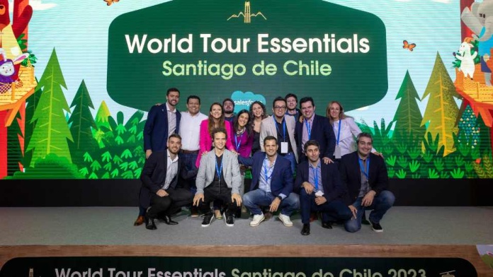 Salesforce comparte novedades en IA, datos y CRM en exitosa edición del World Tour Essentials Santiago 2023 Salesforce comparte novedades en IA, datos y CRM en exitosa edición del World Tour Essentials Santiago 2023