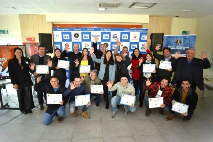 Seremis de Energía y Trabajo impulsan reconversión laboral de ex trabajadores de Termoeléctrica Bocamina II